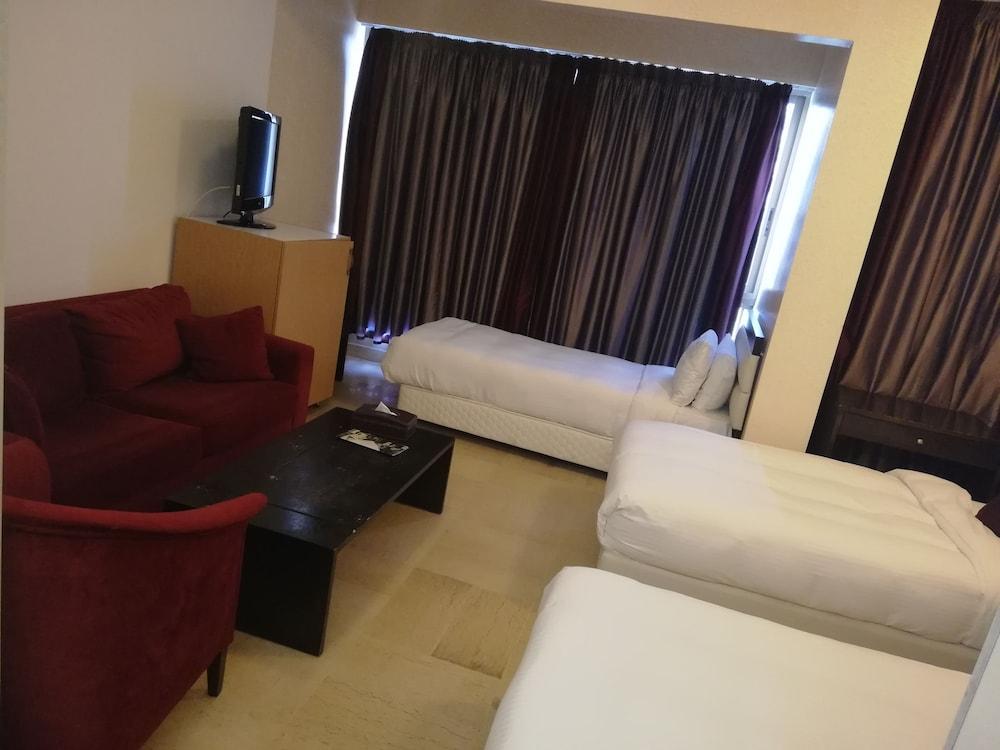 Bliss 3000 Furnished Studios Beirut Exterior photo